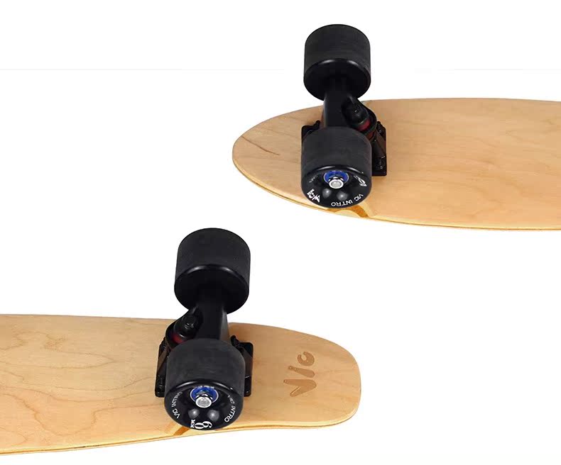 Một con báo nhỏ VIC cá tấm mới bắt đầu chàng trai và cô gái chải đường phố du lịch cá lớn bốn bánh ván trượt thanh niên chuyên nghiệp - Trượt băng / Trượt / Thể thao mạo hiểm giày patin 3 bánh