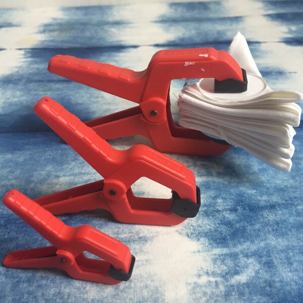 Grass and Wood Plant Dyeing Tie-Dye Clip Dyeing Tool DIY Fixed Geometry Clip with Wooden Board A- Shaped-Clip Indigo Indigo