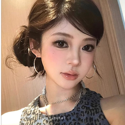 유럽과 미국 소녀 !! 과장된 일반 원형 귀걸이 2024 새로운 고급 기질 대기 원형 귀걸이