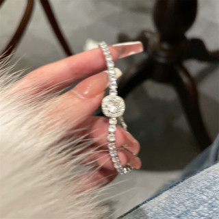 Shiny ~ women's 2025 new high-end bracelet light luxury cold style accessories handwear