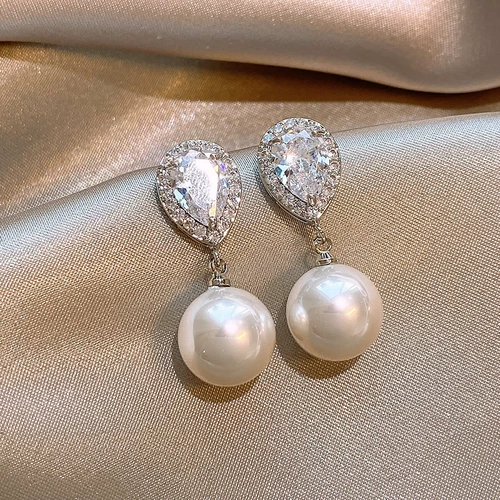 Небольшие серьги в форме капли, легкий роскошный стиль