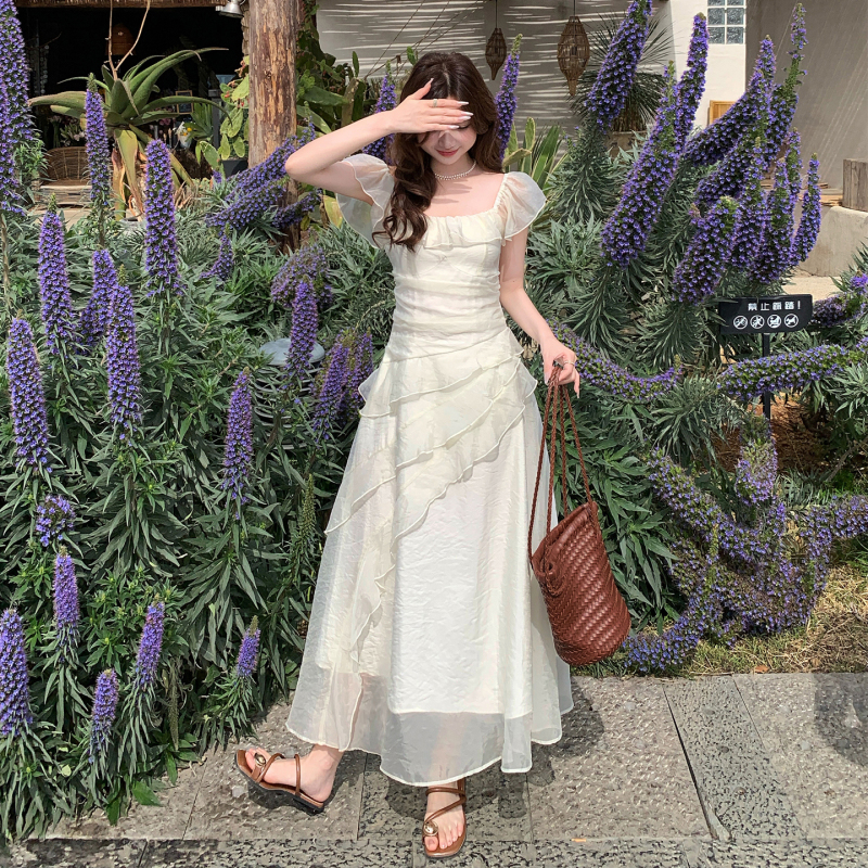 French-Style Gentle Ruffled Square-Neck Flutter-Sleeve A-Line Irregular Mid-Length Dress with Waist-Cinching Design for Summer Vacation