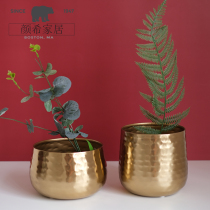Imported simple handmade brass color metal flower model room decorative ornaments Copper alloy carved vase flower plate