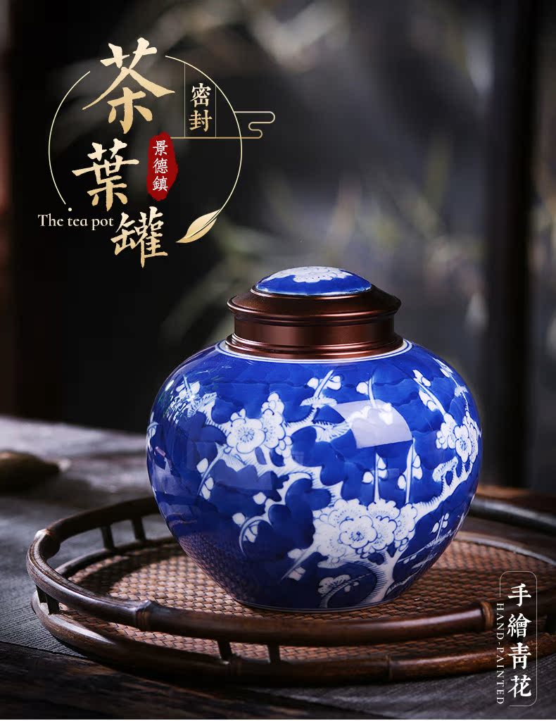 Jingdezhen porcelain tea pot small Chinese blue and white tea urn hand - made household sealed container storage POTS