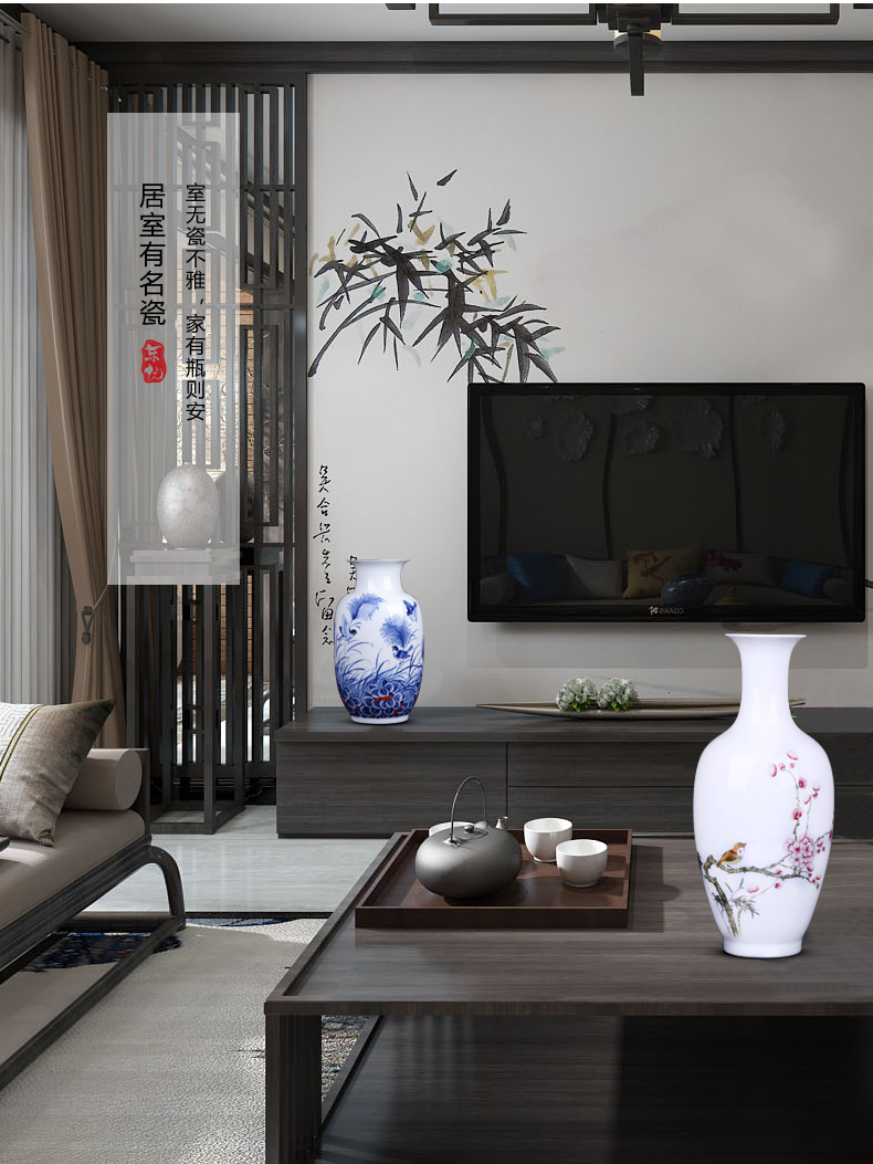 Jingdezhen porcelain ceramic vases, flower arrangement sitting room hand - made painting of flowers and birds in Chinese study with rich ancient frame accessories furnishing articles