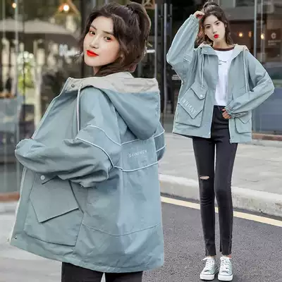 Pregnant women coat spring and autumn 2021 New Korean version of loose large size coat belly wearing short version of trench coat tide during pregnancy
