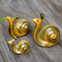 Ceramic snail family of three ornaments potted ornaments Home desktop ornaments Fleshy garden garden tea play ornaments