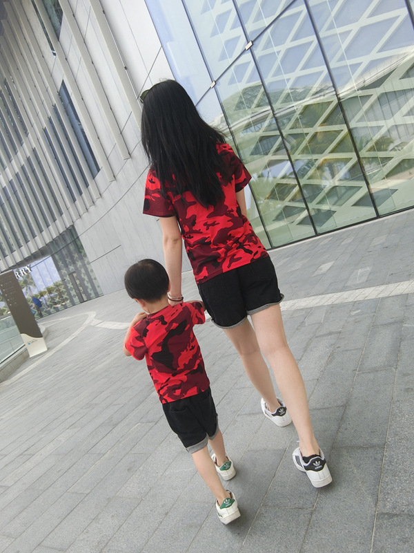 Cha mẹ cho con mặc hè 2018 sản phẩm mới mẹ và con trai để cài đặt một gia đình gồm ba mẹ và áo thun nữ dài tay ngụy trang shop quần áo trẻ em đẹp