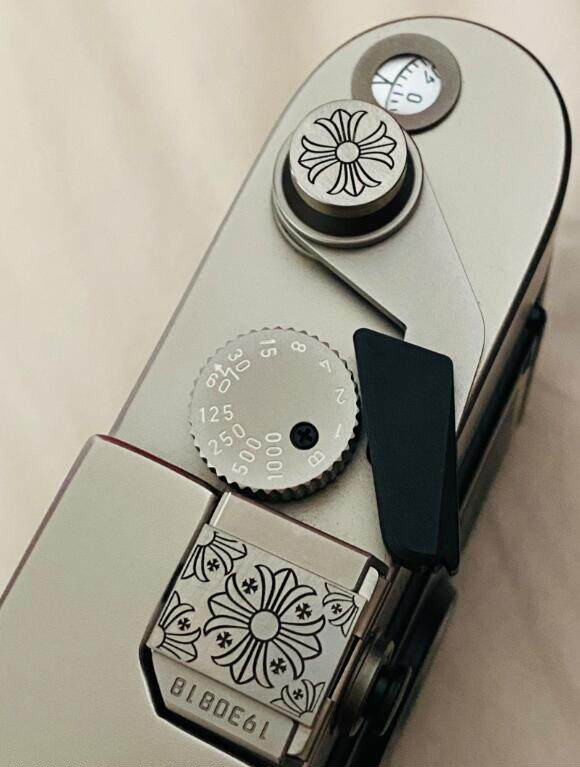 Chrome Cross Suitable for Leica Foxes x100v Canon Sony Camera Thermal boot lid shutter sticker