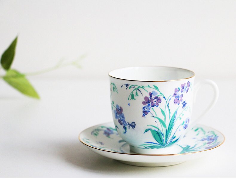 W1962 Russia Imports Lomonosov Royal Ceramic Bone China Handmade Forget-me-not Flower Cup Cup Cup Cup by Plate