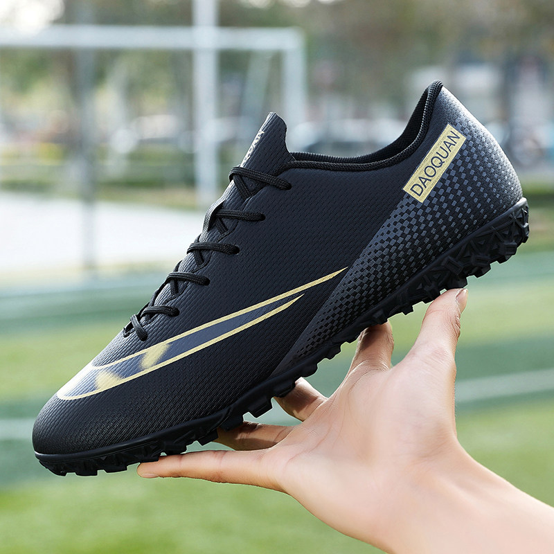 Ronaldo's new cr7 football shoes boys and girls long broken tf nails adult primary and secondary school students assassin breathable training shoes