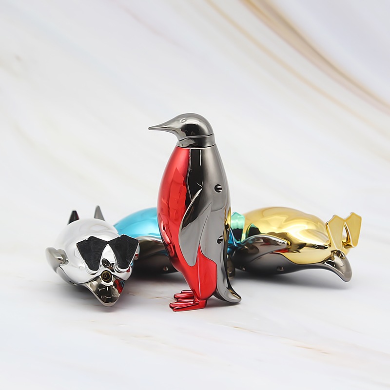 Creative pure metal dish-colored penguin model open flame lighter shape bright surface coating bottom inflatable lighter
