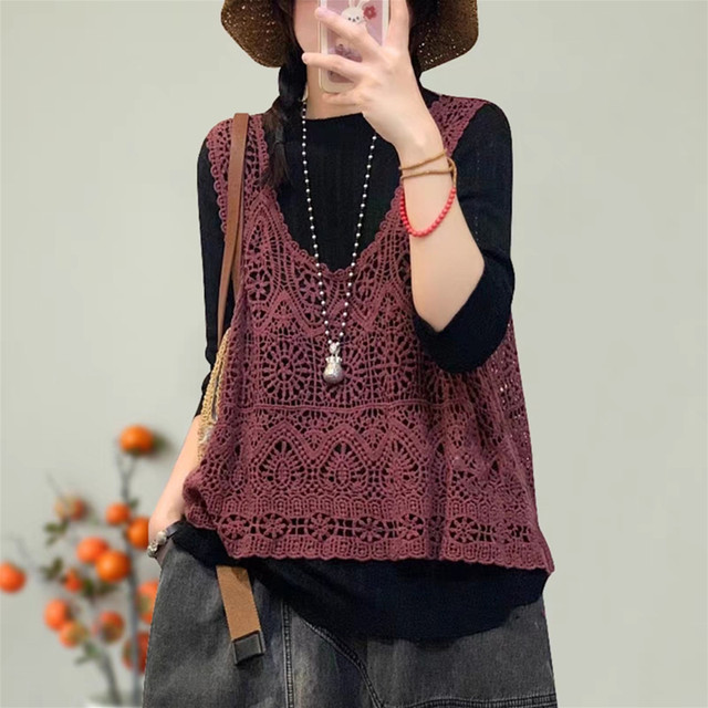 2024 Spring Fishnet Knitted Hollow Vest Women's V-neck Sleeveless Loose Slim Versatile Literary Apricot Vest