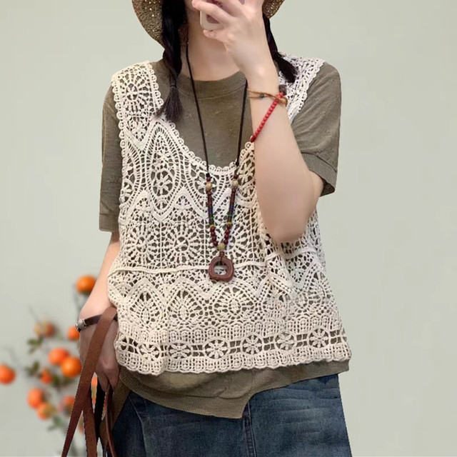 2024 Spring Fishnet Knitted Hollow Vest Women's V-neck Sleeveless Loose Slim Versatile Literary Apricot Vest