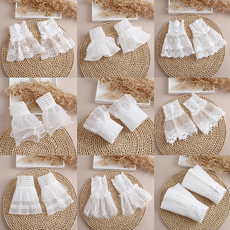 Lace Fake Sleeves for Women, Short Wrist Sleeves, Versatile Mesh Lace Gloves, Decorative Sleeves, Short Fake Cuffs for Sweatshirts Lace Fake Sleeves for Women, Short Wrist Sleeves, Versatile Mesh Lace Gloves, Decorative Sleeves, Short Fake Cuffs for Sweatshirts