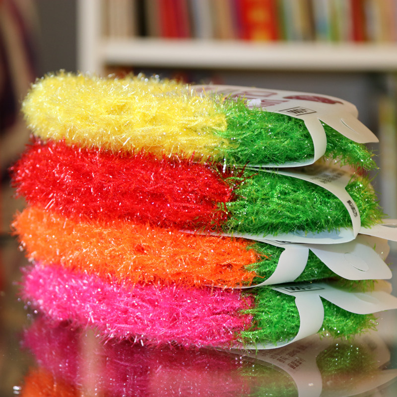 Two pieces of strawberry handmade rag kitchen cleaning cloth wipe Non-stick oil dish towel Creative brush bowl cloth