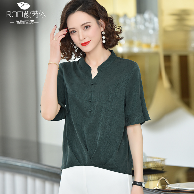 Heavy silk shirt women's short-sleeved 2021 spring and summer temperament V-neck mother's mulberry silk top T-shirt large size is thin