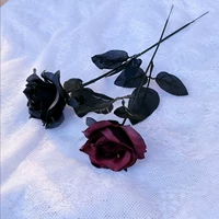 Готическая черная роза Стрельба реквизит Белый и черный фальшивый сухой букет симуляция, чтобы сфотографироваться с изображением ручной работы JK