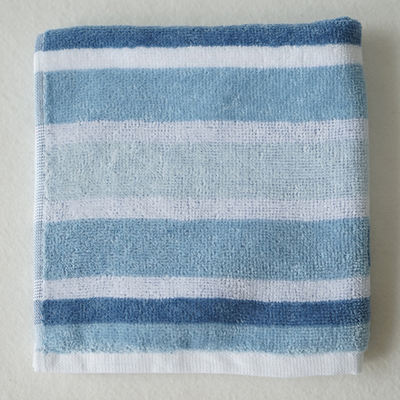 High-quality pure cotton household absorbent small towels, children and adults' face towels, soft all-cotton square towels with stripes, convenient for going out