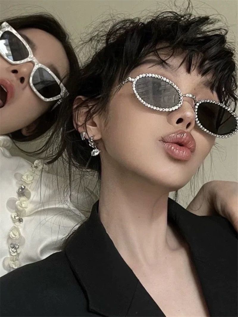 Jennie's same full diamond mirror in elliptical spicy girl in advanced concave shape street with drilled sunglasses