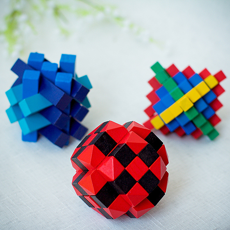 Luban lock Kongming lock educational toys unlock building blocks blue oblique fifteen through-hole mine lock color big pineapple lock