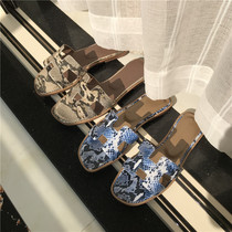 Slippers women's leather summer fashion 2022 new tide net red Joker beach snake pattern slippers women wear flat bottom