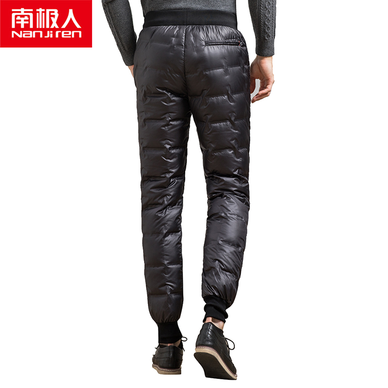 эммануэль альт стрит стайл 2021. куртка со спортивными штанами. пуховики горнолыжные штаны. белый пуховик стрит стайл. зимний костюм женский куртка и штаны.