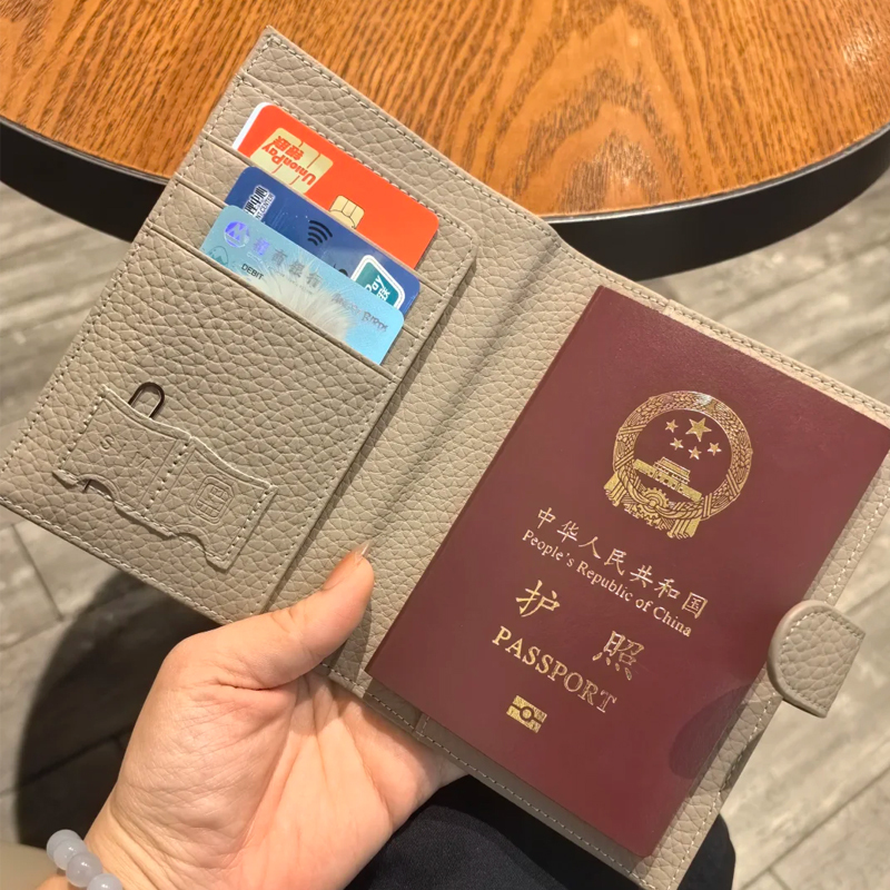 Genuine Leather Ultra-Thin Passport Holder Rfid Multifunctional Wallet Ticket Holder New Style Passport Document Wallet Storage Bag for Women Genuine Leather Ultra-Thin Passport Holder Rfid Multifunctional Wallet Ticket Holder New Style Passport Document Wallet Storage Bag for Women