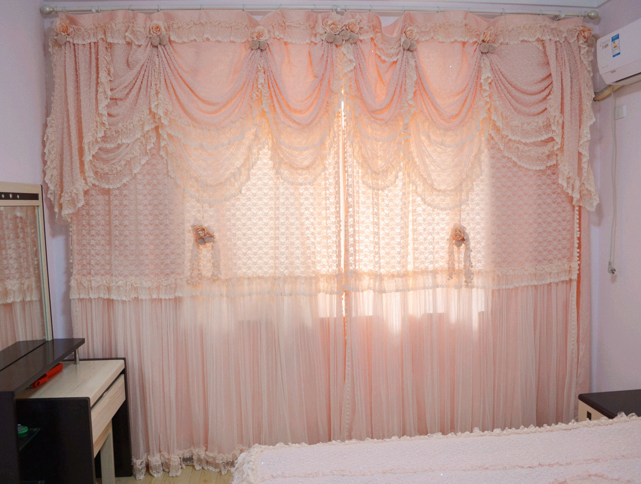 High-end Living Room Curtains Atmospheric Lace Curtains Han Style Princess Bedroom Drapes to make a yarn curtain finished curtains