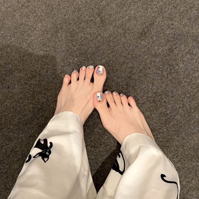 Toe Nail Patches with a High-End Feel, Niche Design, Brightening Effect, Internet-Famous Sparkling Magic Mirror Powder, Colorful Toenail Nail Art Stickers, Wearable Nails