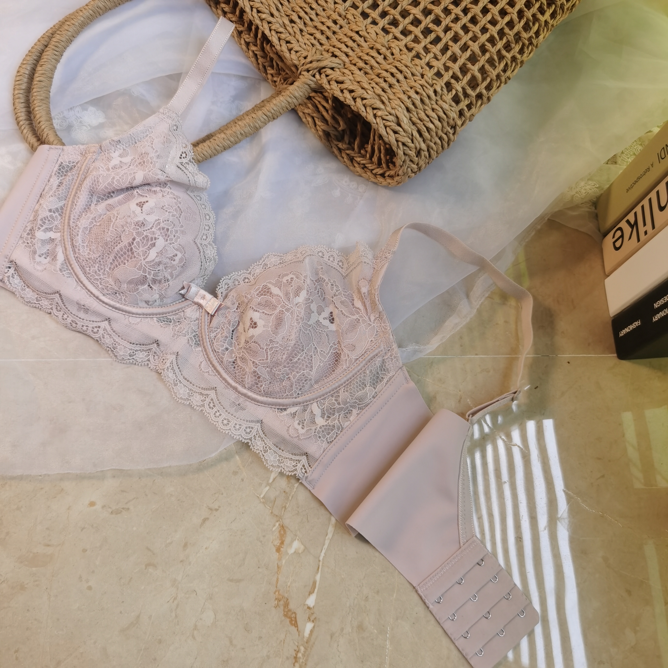 High-end series No sponge soft steel ring Bra gathered ultra-thin big breasts small push-up anti-sagging sexy underwear