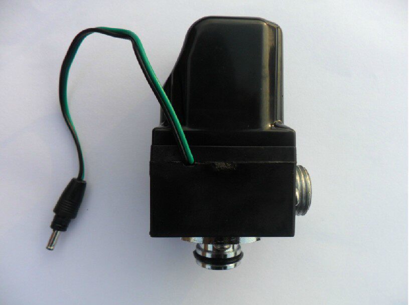 Urinal solenoid valve infrared flush water valve small urinal pulse control valve flusher switch DC4 5V
