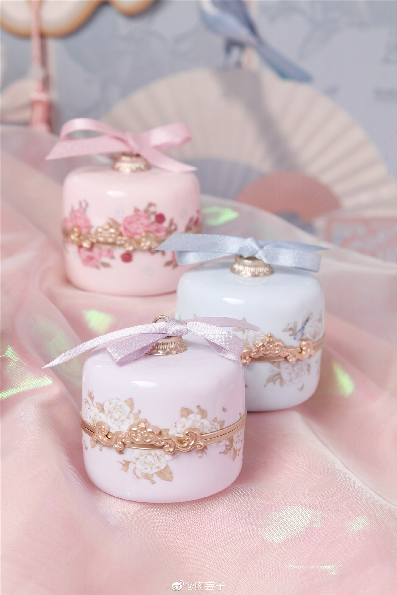 Flowers aware of flower gods bas-reliefs | circus blush china vintage red blush purple sky fairy amnesia