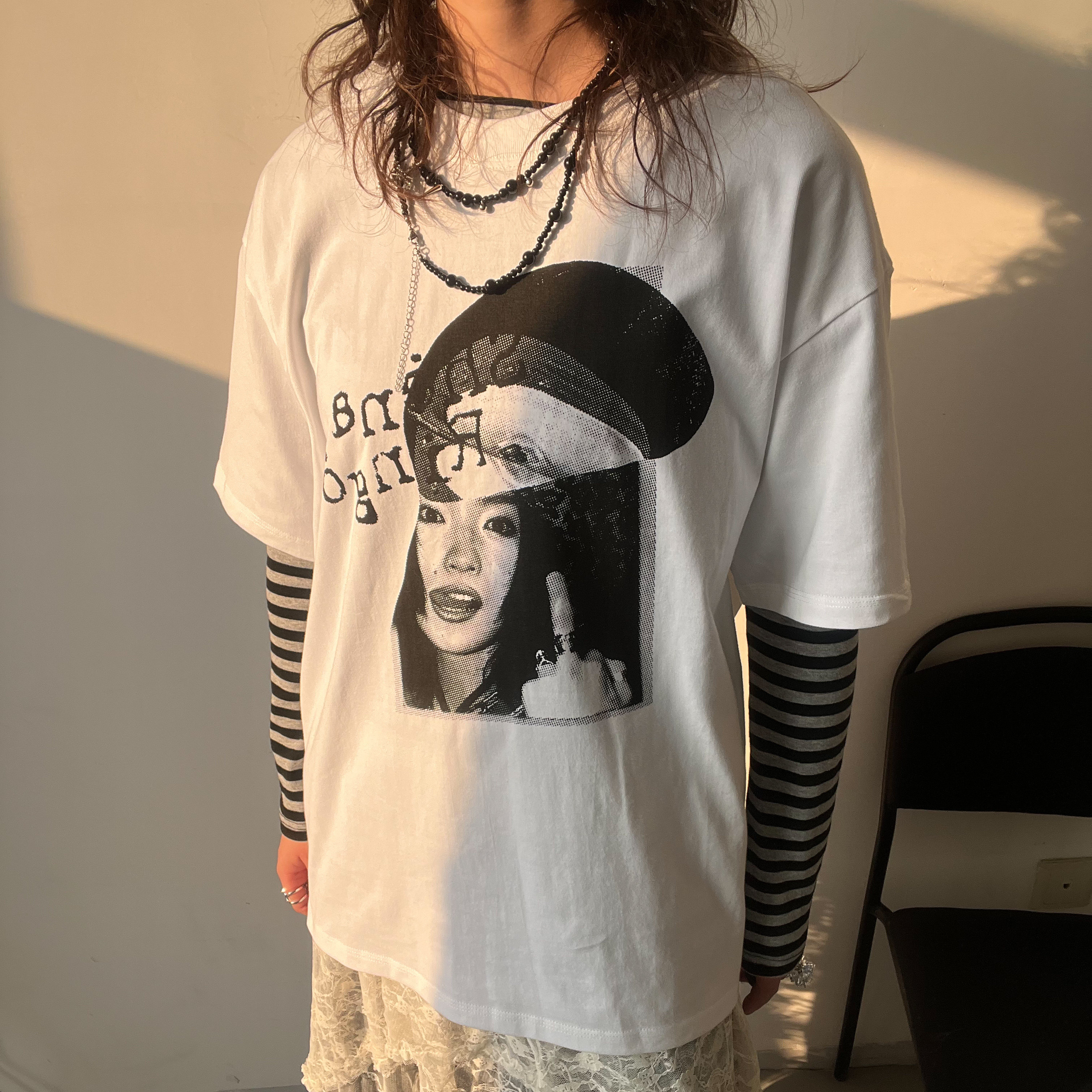 เสื้อยืดพิมพ์ลายหัวไลน์ ฮิโละ สึเนโมริ ริน ราชินีแอปเปิล และชิ้นแอปเปิล แบรนด์ญี่ปุ่น นักร้องหญิงแนวออลเทอร์นาทีฟ ผ้าฝ้ายแท้