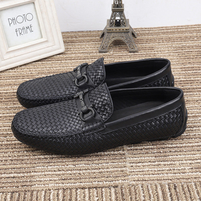 Popular men's shoes in Europe