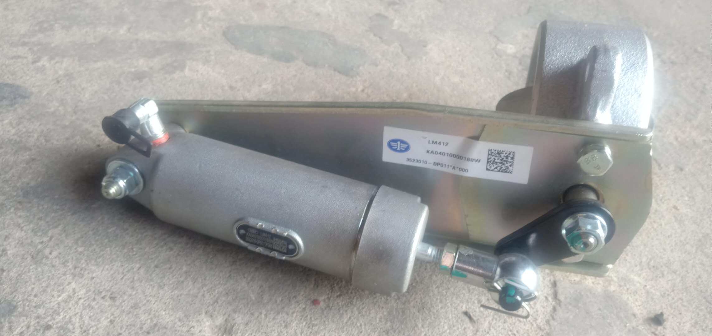 Qingdao Jiefanglong VH fierce V road V day VJH6 exhaust brake valve cut-off exhaust brake original accessories