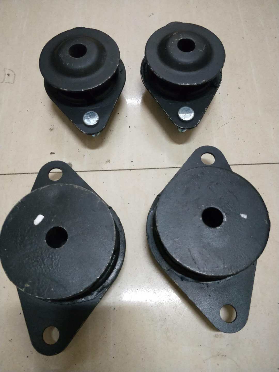 Landwind X6X8X9 auto parts luggage box buffer block plastic pad bracket pad luggage compartment plastic cover