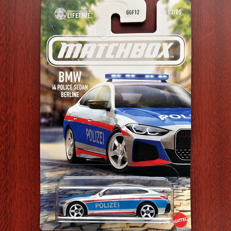Matchbox Bmw I4 Police Car Alloy Sports Car City Hero Traffic Series Themed Model Simulation