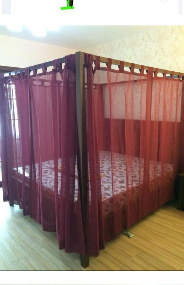 Mỹ Trung Quốc ở Đông Nam treo đỏ phong cách châu Á bốn cột giường gỗ rắn rượu kệ vải gai mịn vỏ giường hôn nhân đám cưới - Bed Skirts & Valances rèm gỗ phòng ngủ