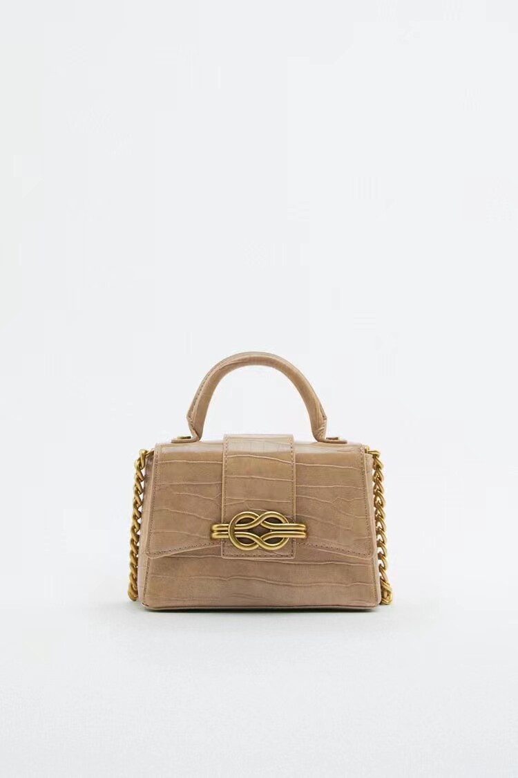 Z family new Rose Red Chain Lady Fashion Charm Crocodile skin Small Bag OL wind hands slope - shoulder bag