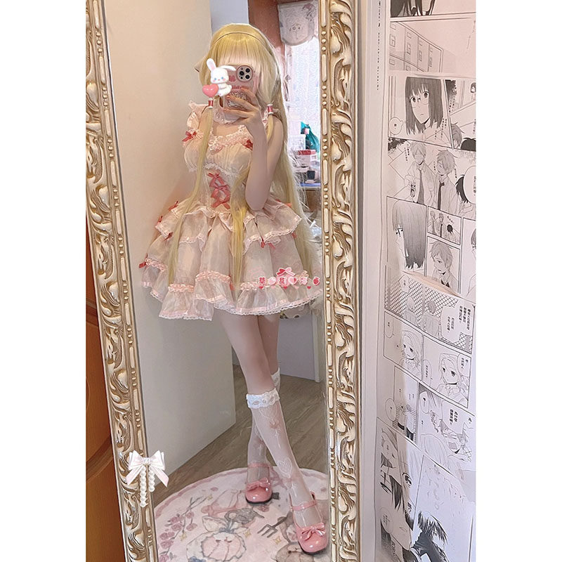 粉色洛丽塔裙显甜美,公主风设计太吸睛_lolita洛丽塔连衣裙_淘宝游戏网