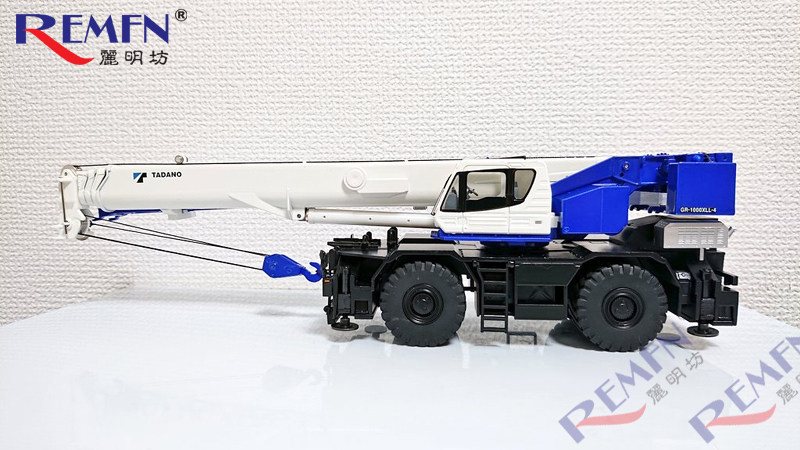 タダノ建機　TADANO GR-1000N 　1/50 1/50 TADANO GR-1000N ROUGH TERRAIN CRANE MODEL | eBay
