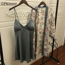 Korean Version Pyjamas Womens Summer Sexy Harnesses Sleeping Skirts with chest cushions Genuine Silk Sleeping gowns Two sets of middle-aged temperament home clothes