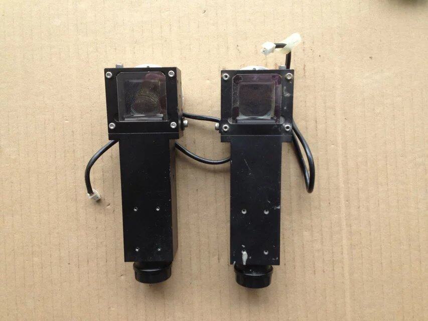 Demolition of the machine with a far-heart lens with a lamp