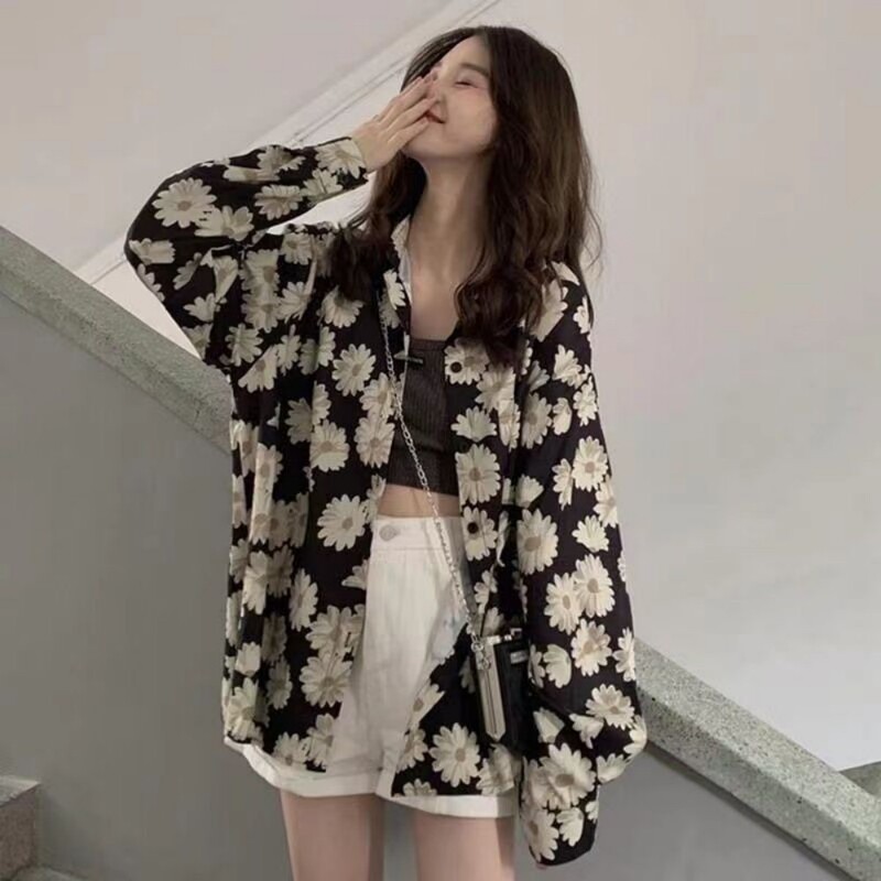 2023 New Korean Style Loose Shirt for Female Students, Retro Hong Kong Style Daisy Print Long-Sleeved Sun Protection Shirt, Trendy 2023 New Korean Style Loose Shirt for Female Students, Retro Hong Kong Style Daisy Print Long-Sleeved Sun Protection Shirt, Trendy