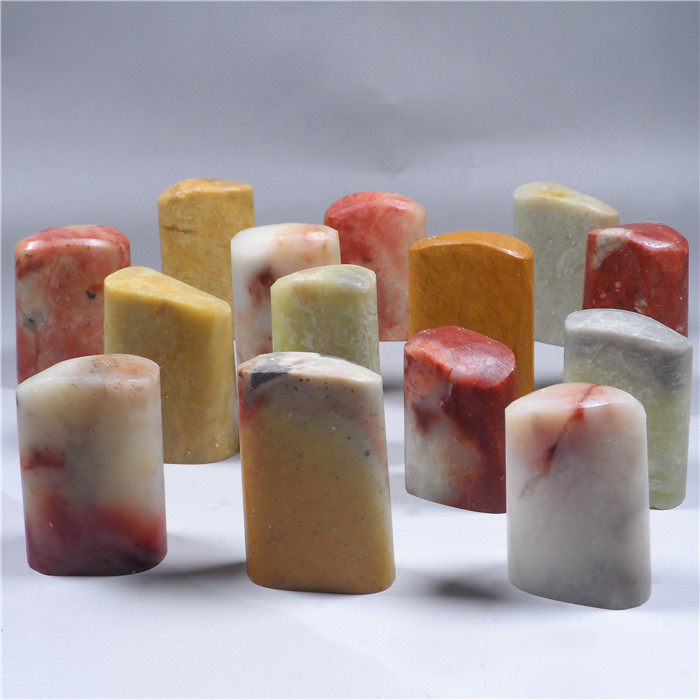 Shoushan Stone Seal Old Ridge Stone Entourage Octopus Octopus Octopus Octopus Octopus Octopus and Painting and Calligraphy Seal Engraving and Seal Engraving and Practice Chapter