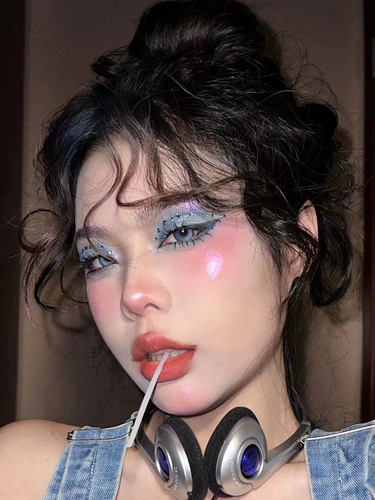 Обязательно для макияжа!16-цветов