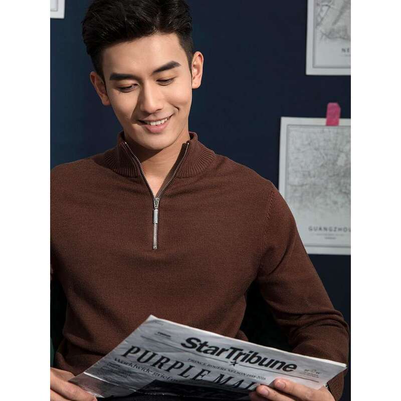 American-Style Half-High Collar Zip-Up Knit Sweater for Men, Slim-Fit Long-Sleeve Pullover with Stand Collar, Trendy 2024 Fashion American-Style Half-High Collar Zip-Up Knit Sweater for Men, Slim-Fit Long-Sleeve Pullover with Stand Collar, Trendy 2024 Fashion