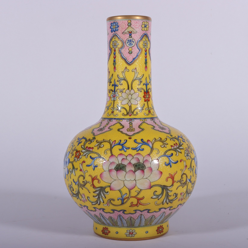 清乾隆粉彩黄地轧道缠枝莲胆瓶古董古玩收藏品保真瓷器老物件老货