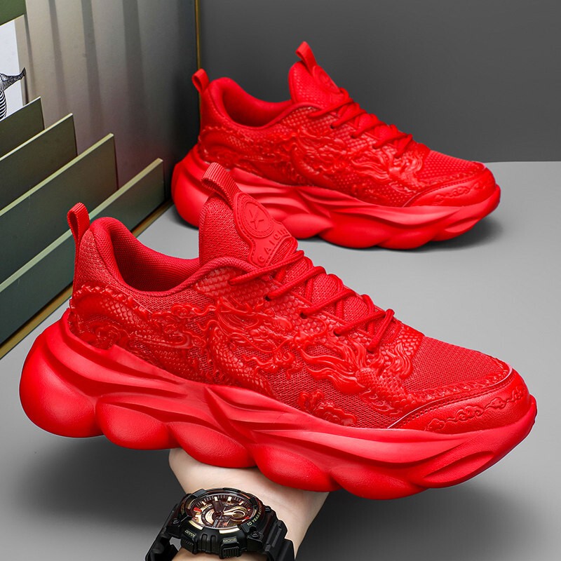 Red Mesh Sneakers for Men in Their Zodiac Year, Soft-Soled Dad Shoes, Year of the Horse Red Shoes, Breathable Mesh Couple Trendy Shoes Red Mesh Sneakers for Men in Their Zodiac Year, Soft-Soled Dad Shoes, Year of the Horse Red Shoes, Breathable Mesh Couple Trendy Shoes